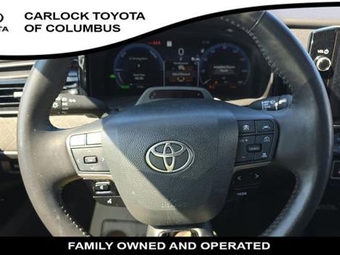 Used 2025 Toyota Camry XLE w/ Premium Plus Package image 9