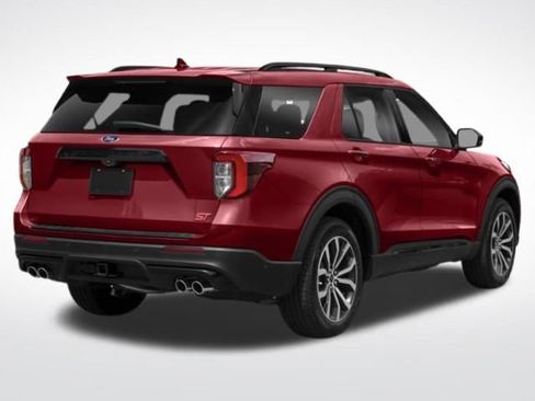 Used 2020 Ford Explorer ST image 2