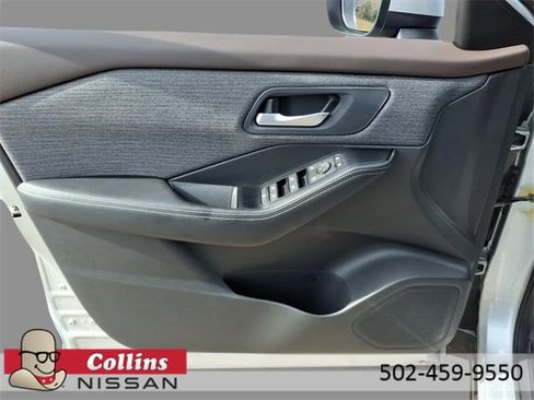 Certified 2023 Nissan Rogue SV image 17