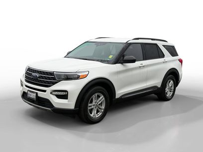 Certified 2022 Ford Explorer XLT w/ Equipment Group 202A