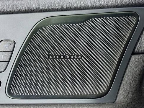 Used 2019 Volvo XC60 T6 R-Design image 19