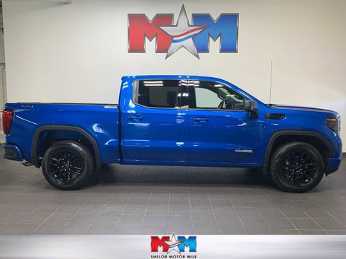 Used 2023 GMC Sierra 1500 Elevation image 1