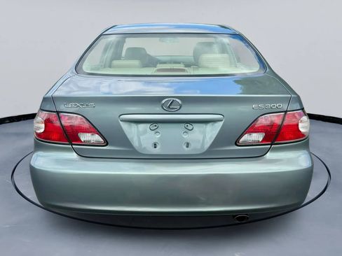 Used 2002 Lexus ES 330 FWD image 6