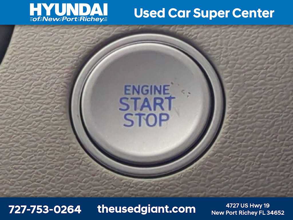 Certified 2022 Hyundai Tucson Limited w/ Cargo Package FWD image 34