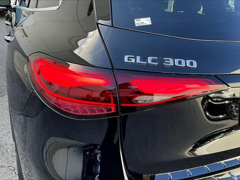 Used 2026 Mercedes-Benz GLC 300 GLC 300 image 14