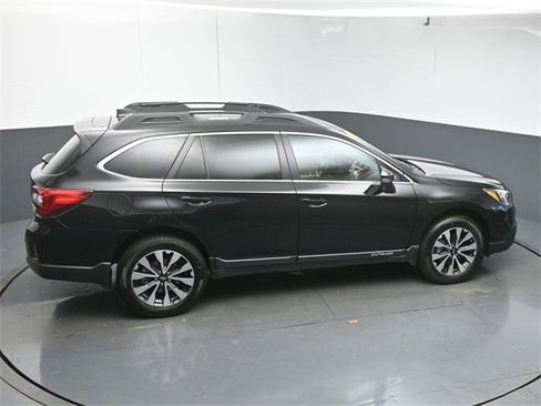 Used 2016 Subaru Outback 3.6R Limited image 50