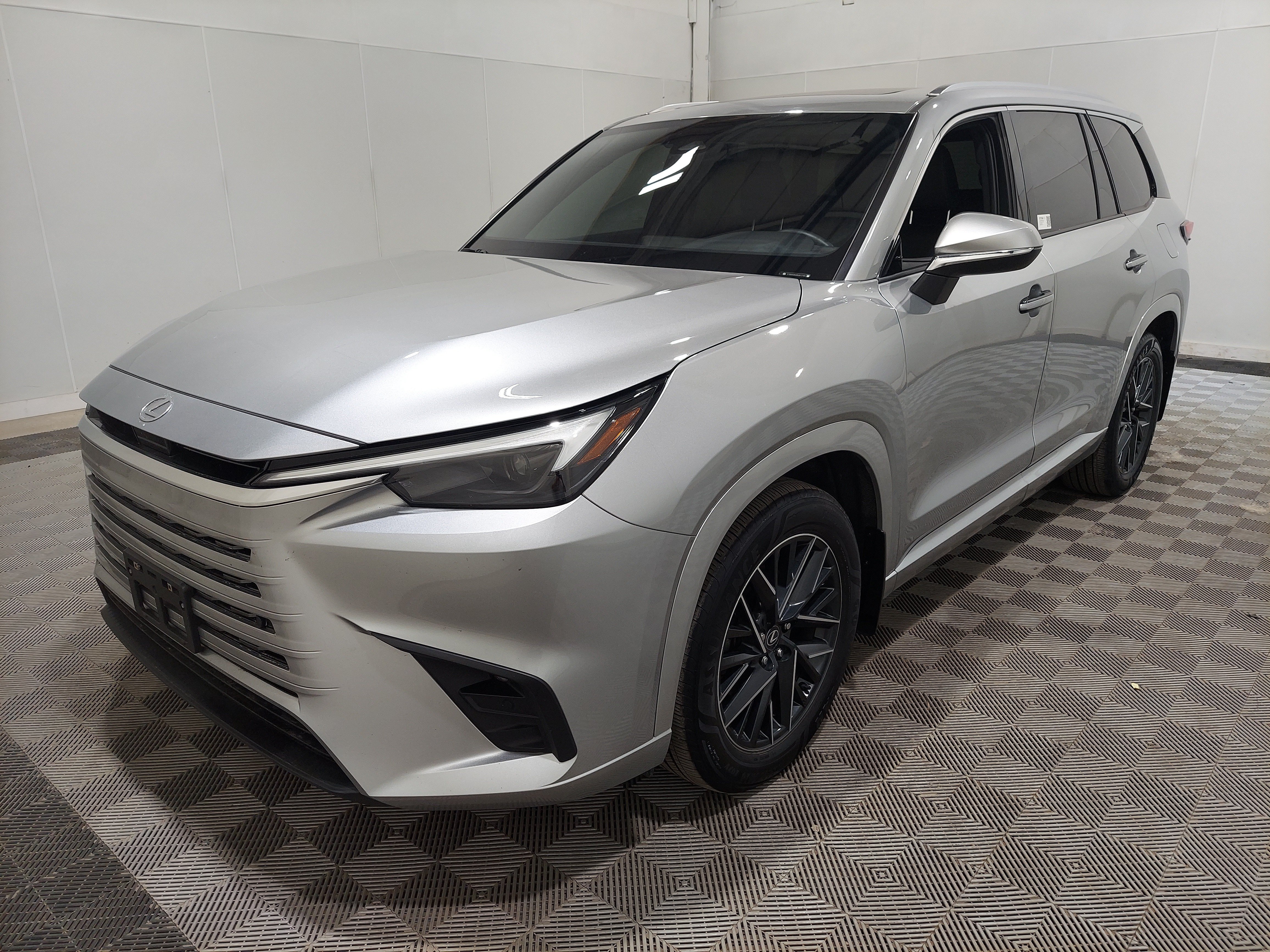 Used 2024 Lexus TX 350 AWD image 1