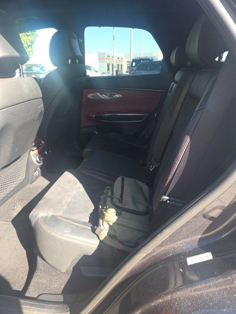 Used 2022 Genesis GV70 3.5T Sport w/ Sport Prestige Package AWD/4WD image 8