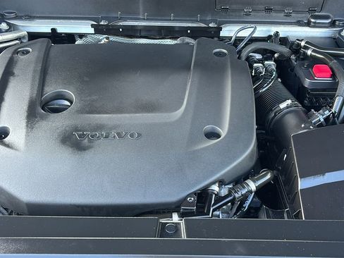 Certified 2023 Volvo XC90 B6 Plus w/ Protection Package AWD/4WD image 33