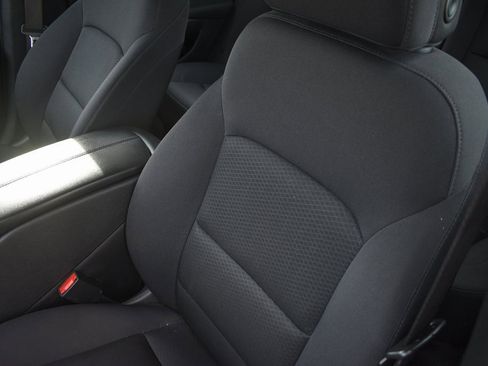 Used 2024 Chevrolet Malibu LT image 11