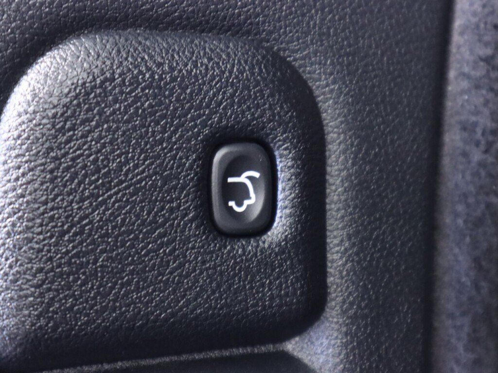 Used 2021 Dodge Durango R/T w/ Trailer Tow Group IV AWD/4WD image 41