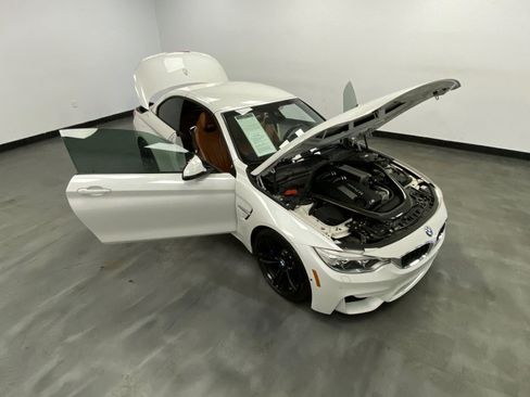 Used 2016 BMW M4 Convertible RWD image 56
