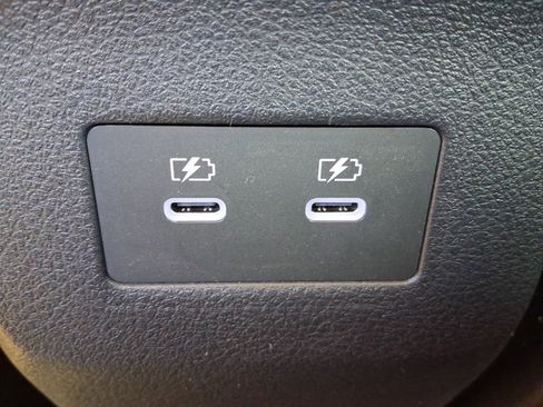 New 2026 Nissan Kicks SR FWD image 27