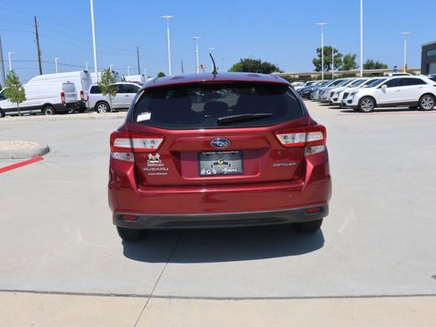 Used 2018 Subaru Impreza 2.0i image 4