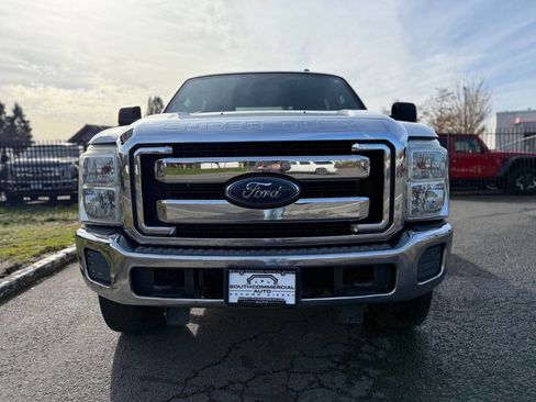 Used 2015 Ford F250 XLT image 2