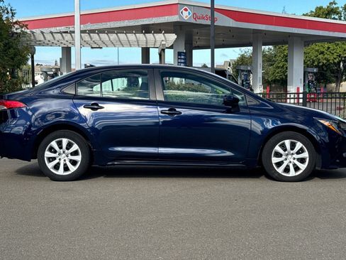 Certified 2024 Toyota Corolla LE FWD image 3