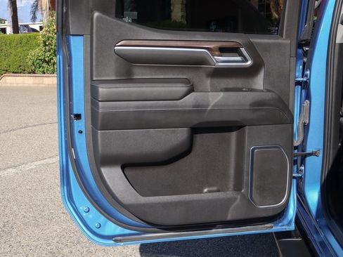 Used 2022 Chevrolet Silverado 1500 RST image 40