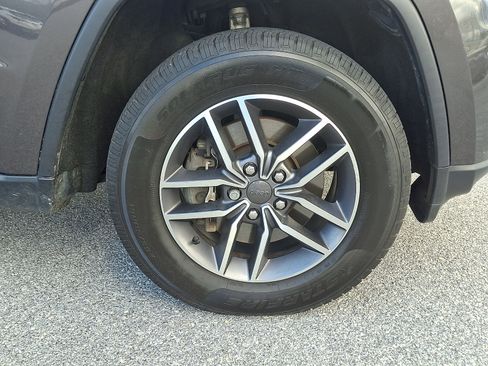Used 2021 Jeep Grand Cherokee Limited AWD/4WD image 8