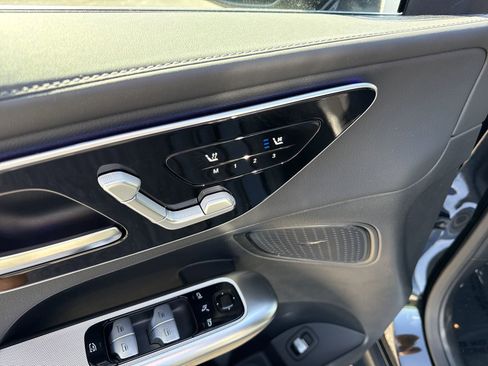 New 2026 Mercedes-Benz GLC 300 4MATIC image 11