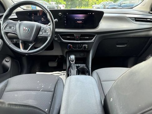 Used 2024 Buick Encore GX Preferred w/ Comfort Package AWD/4WD image 16