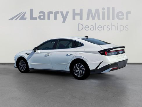 New 2026 Hyundai Sonata Blue image 4