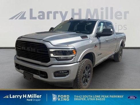 Used 2022 RAM 2500 Laramie AWD/4WD image 1