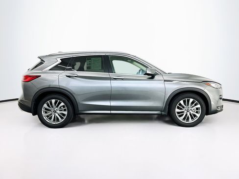 Used 2023 INFINITI QX50 Luxe AWD/4WD image 10