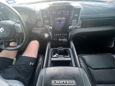 Used 2020 RAM 1500 Limited image 7