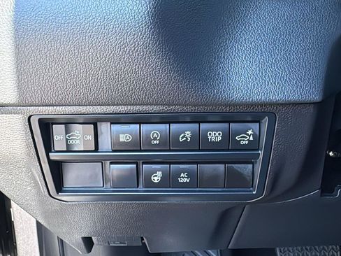 Used 2025 Toyota Tundra Limited image 14