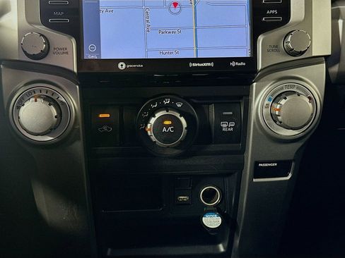 Used 2020 Toyota 4Runner SR5 Premium w/ Moonroof Package AWD/4WD image 19