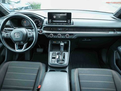 Used 2025 Honda CR-V Sport image 18