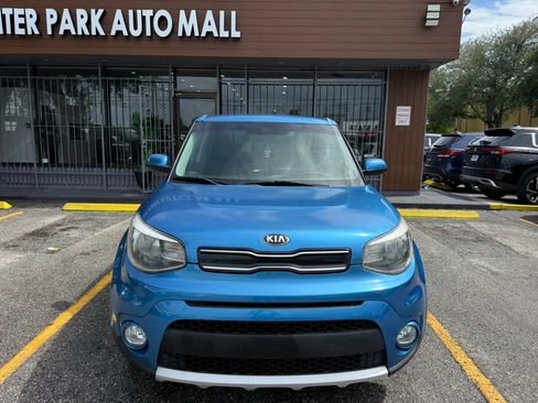 Used 2017 Kia Soul + w/ Designer's Package FWD image 2