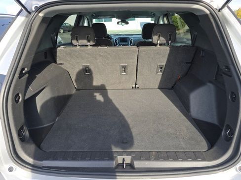 Used 2020 Chevrolet Equinox LT AWD/4WD image 16