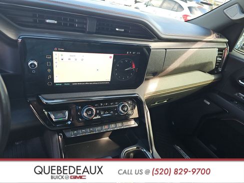 Used 2022 GMC Sierra 1500 AT4 w/ AT4 Premium Package image 12