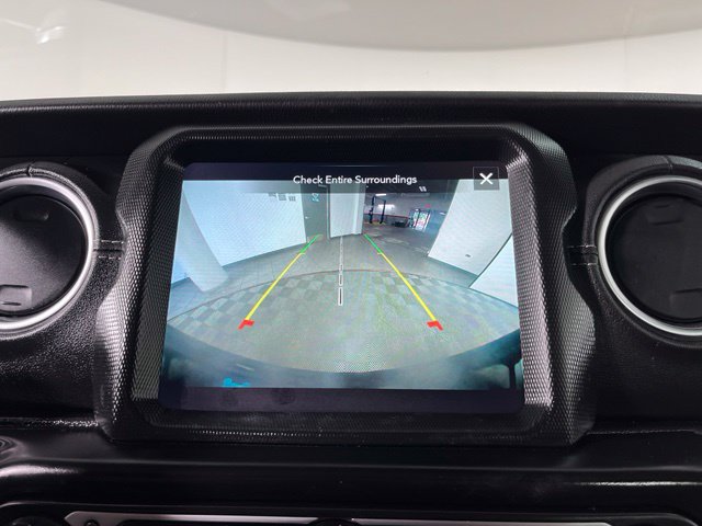 Used 2022 Jeep Wrangler Unlimited Sahara w/ Cold Weather Group AWD/4WD image 34