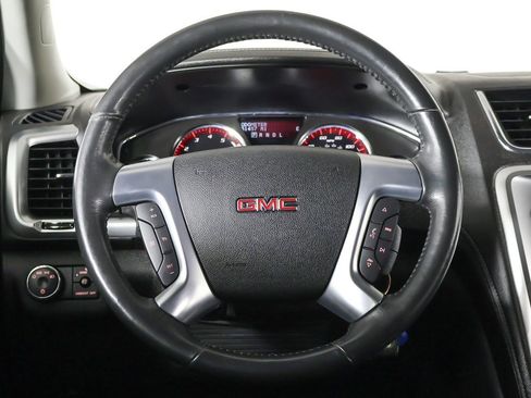 Used 2016 GMC Acadia SLE image 30