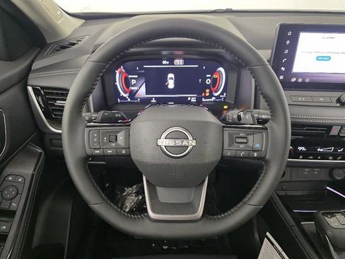 New 2026 Nissan Rogue Platinum AWD/4WD image 29