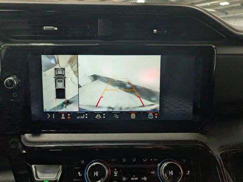 Used 2024 GMC Sierra 1500 AT4 w/ AT4 Premium Package image 26