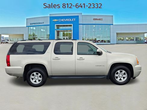 Used 2013 GMC Yukon XL SLT AWD/4WD image 8