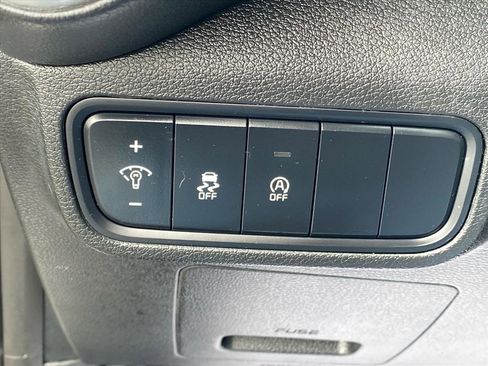 Certified 2023 Kia Soul LX w/ LX Technology Package FWD image 20