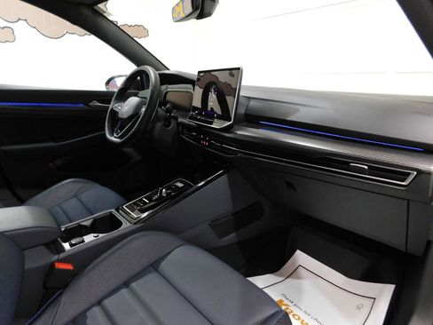 Used 2025 Volkswagen Golf R Black Edition image 96