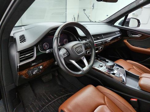 Used 2018 Audi Q7 3.0T Prestige AWD/4WD image 13