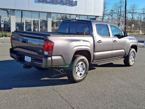 Used 2023 Toyota Tacoma SR image 9