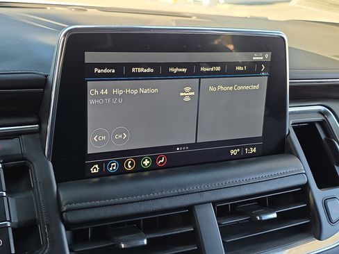 Used 2021 Chevrolet Tahoe Z71 image 16