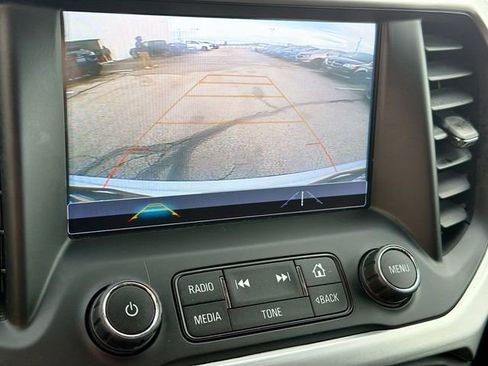 Used 2019 GMC Acadia SLE image 13