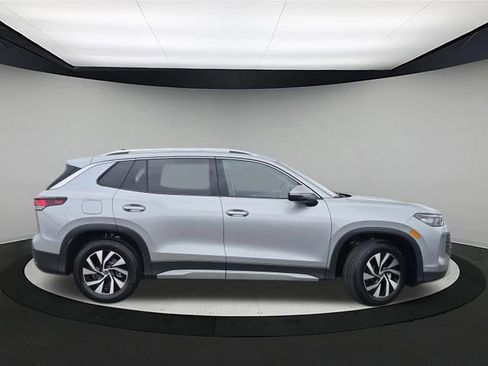 New 2026 Volkswagen Tiguan S FWD image 8