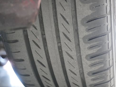 Used 2017 Toyota Corolla LE image 22