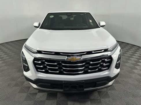 Used 2025 Chevrolet Equinox LT FWD image 5