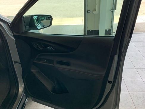 Used 2024 Chevrolet Equinox RS w/ LPO, Floor Liner Package AWD/4WD image 14