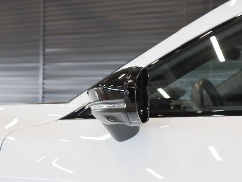 Used 2024 Audi RS e-tron GT w/ Carbon Performance Package image 29